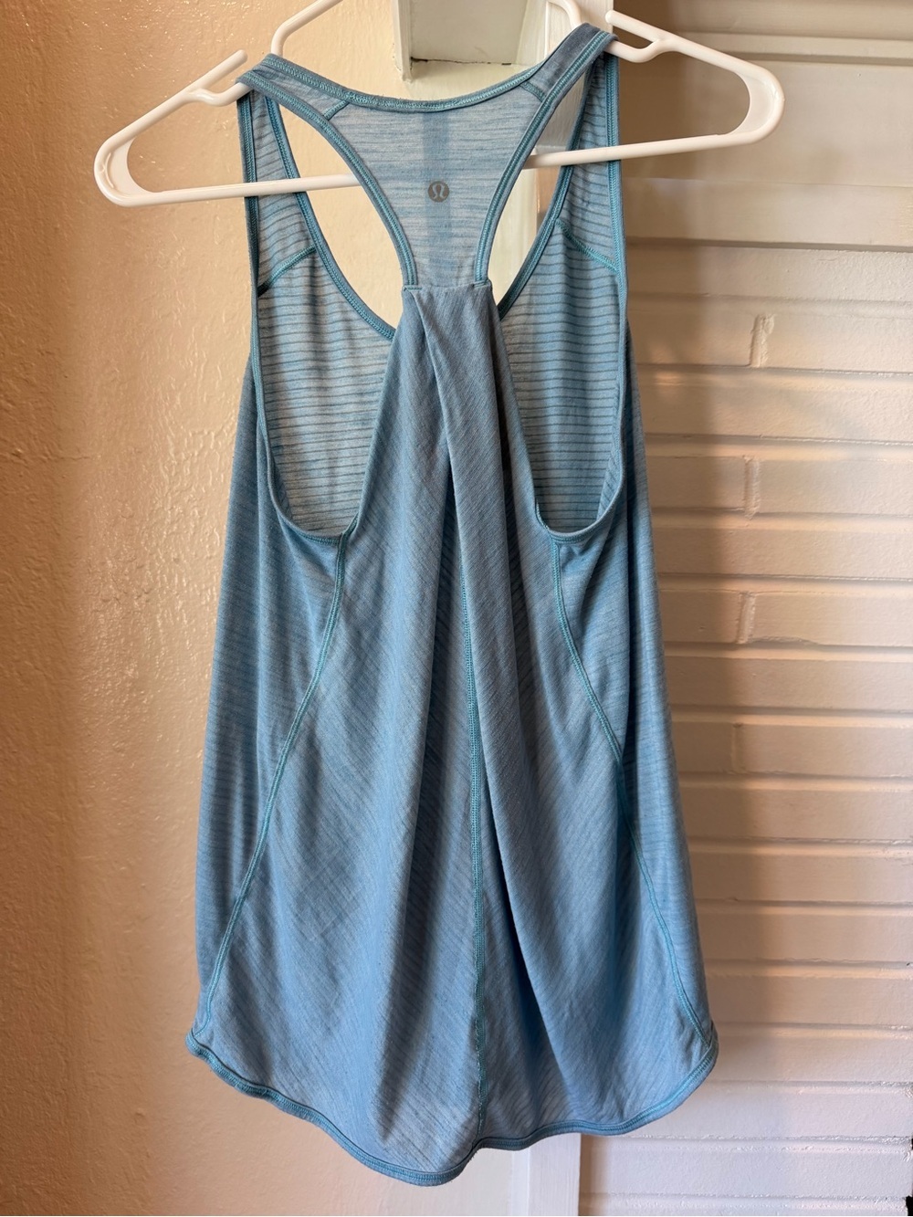 lululemon Blue Teal Racerback Athletic Tank Top Size 2